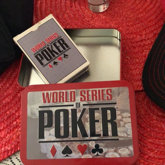 12pc WSOP gaming set for all poker fans! - Picture 3 of 6